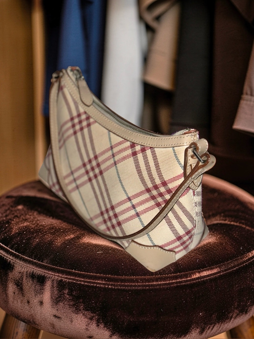 Rare Burberry Blue label Nova Check Zip top shoulder bag | pre loved Luxury